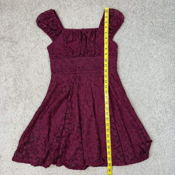 Zunie Puff Sleeve Emma Babydoll Dress Size‎ 10 Girls Maroon Stretch Lace - Picture 6 of 6